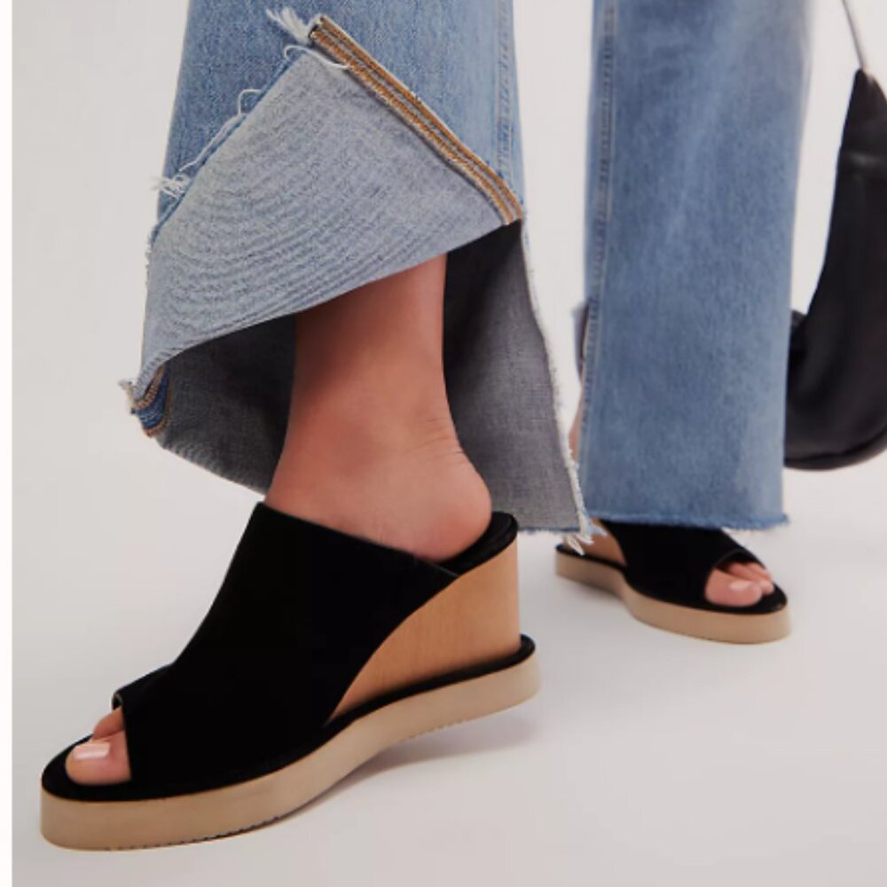 NEW Free People Running In Wedges Sandals Black Suede Wood Finish Wedge - Picture 2 of 6